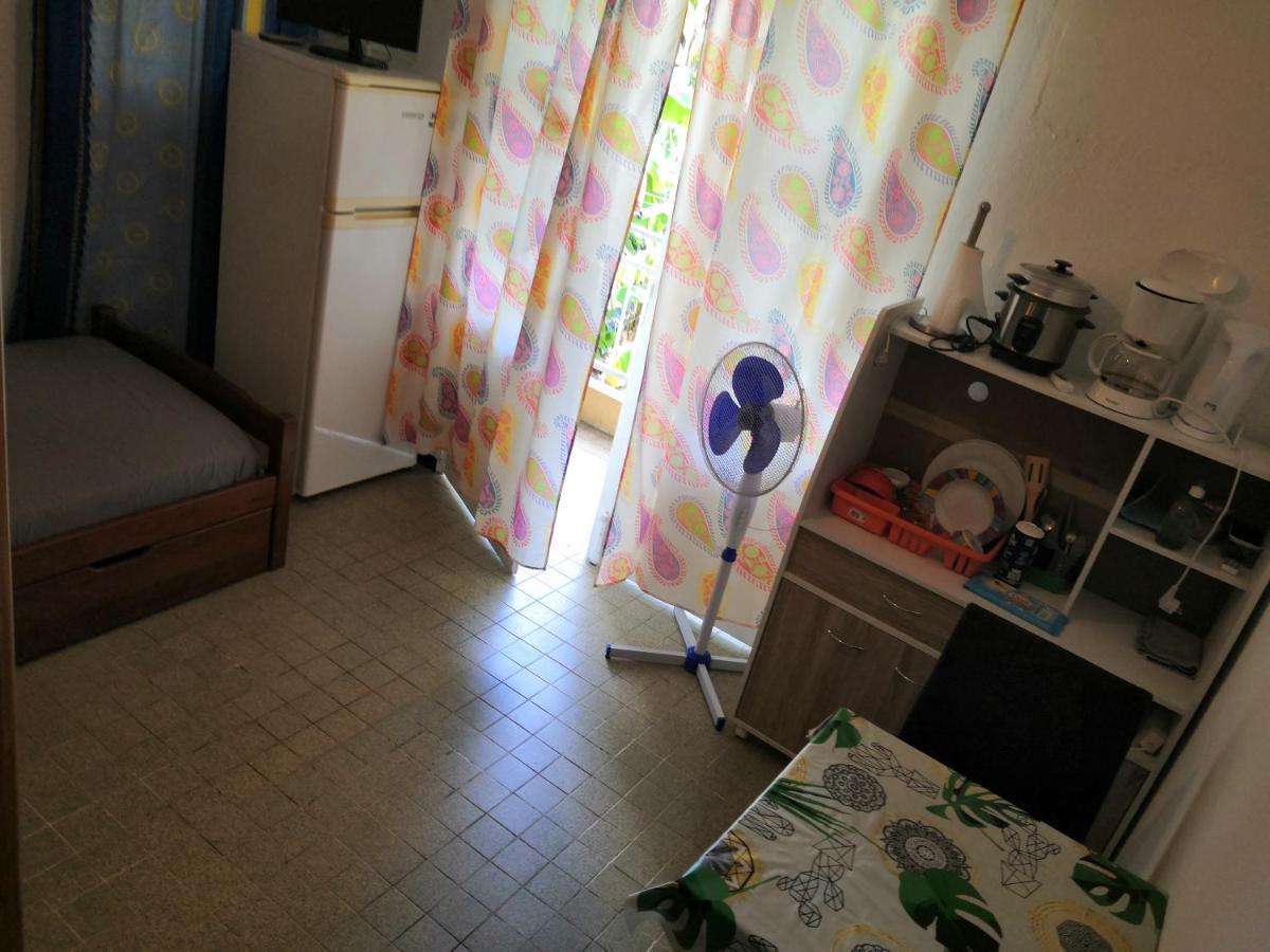 Ferienwohnung Locatriolet Saint-Denis Exterior foto